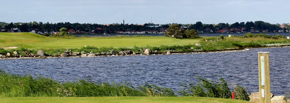 Golfbaner Danmark - spil i Holbæk Golfklub - GolfersGlobe
