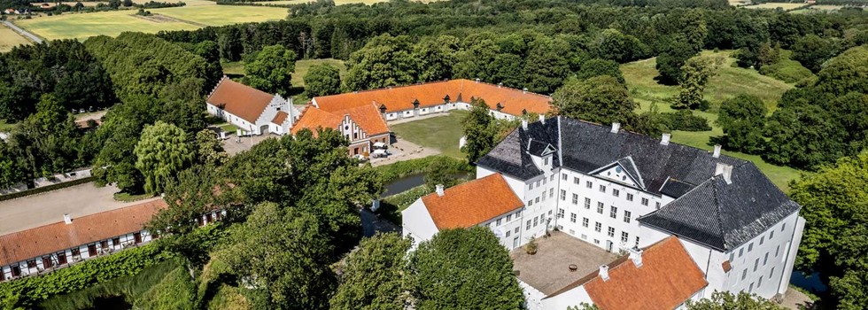 Sjælland, Danmark, Dragsholm Slot