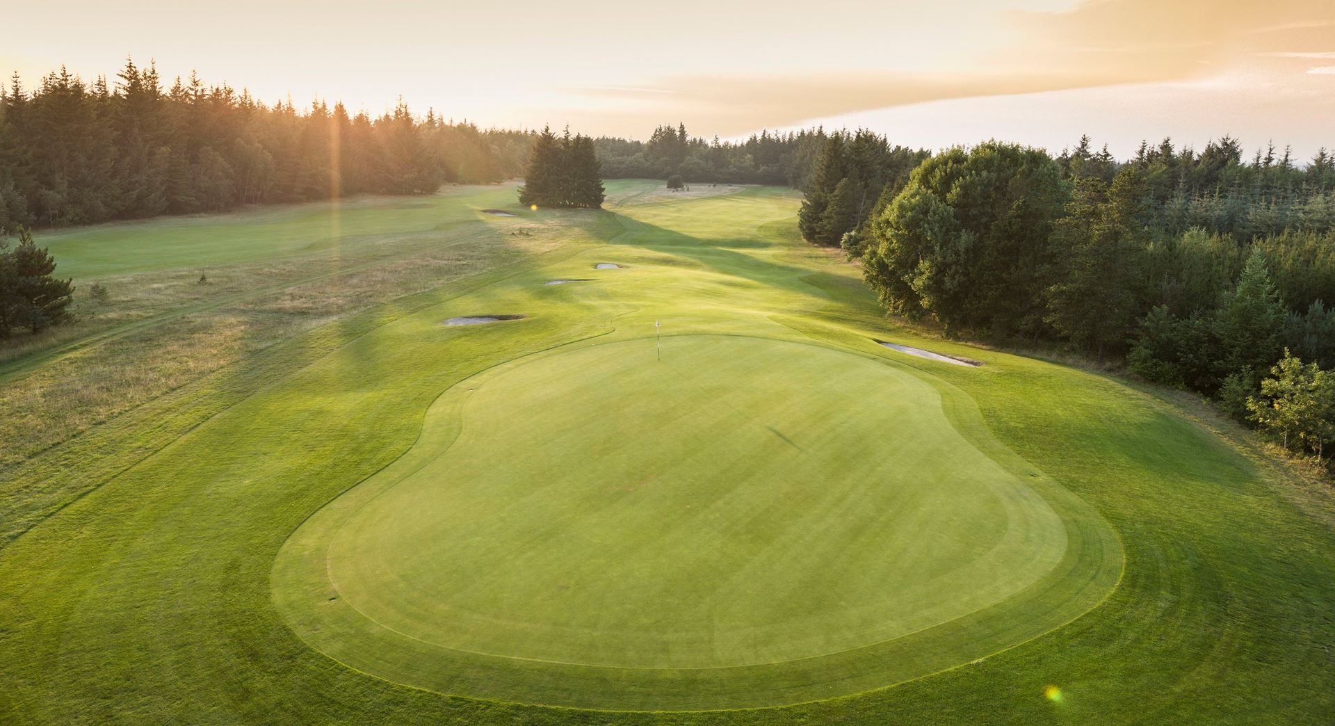 Danske golfbaner - Spil i Esbjerg Golfklub - GolfersGlobe