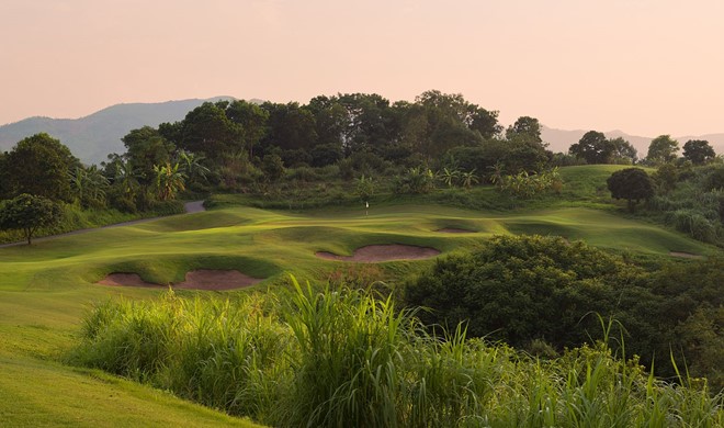 Det nordlige Vietnam, Vietnam, Sky Lake Resort & Golf Club