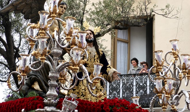 Video: Påskefestligheder i Malaga